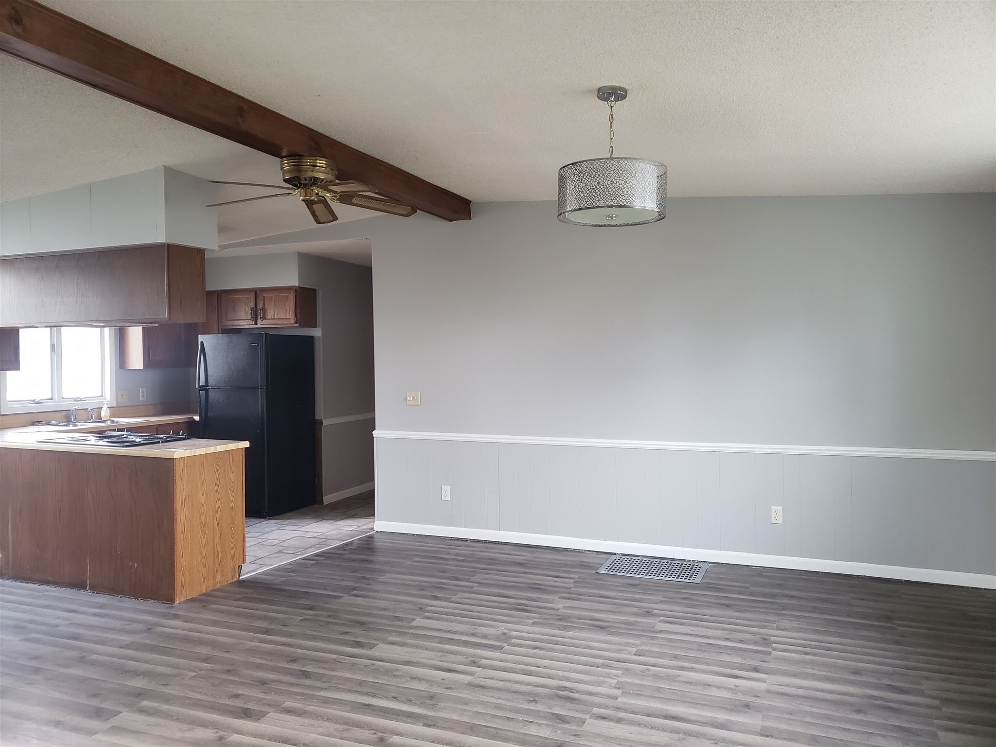242 North 6th Street Decatur, IN 46733 - Photo 6 of 20