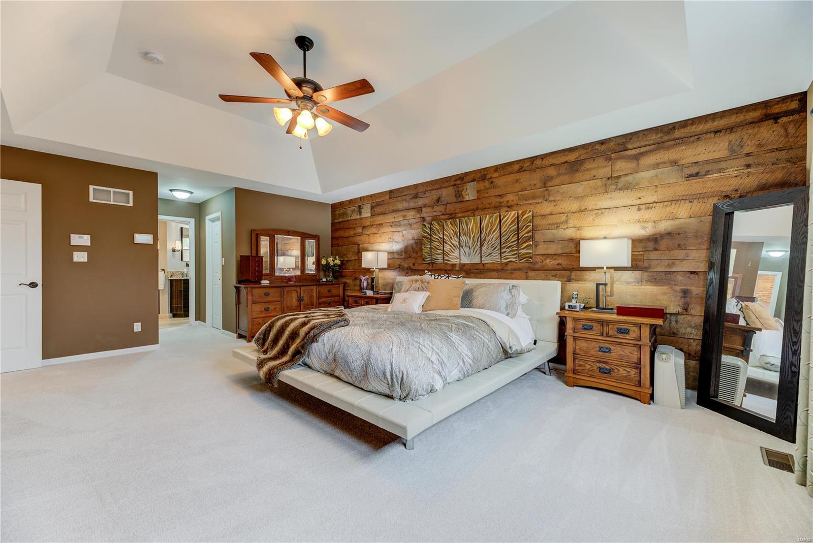 577 Castle Ridge Drive Ballwin, MO 63021 - Photo 13 of 31 Gallery Image 13