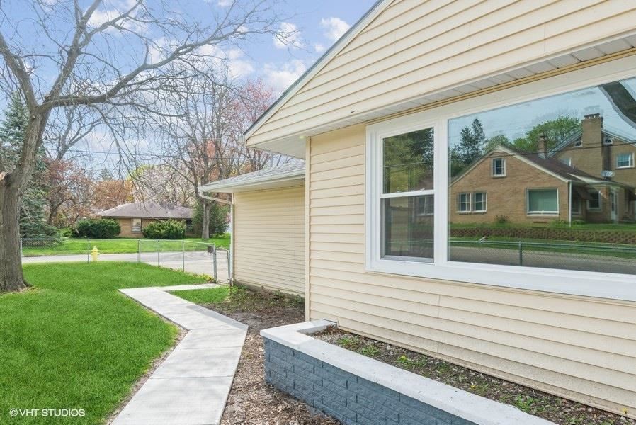 2425 Rural Street Rockford, IL 61107 - Photo 2 of 12 Gallery Image 2