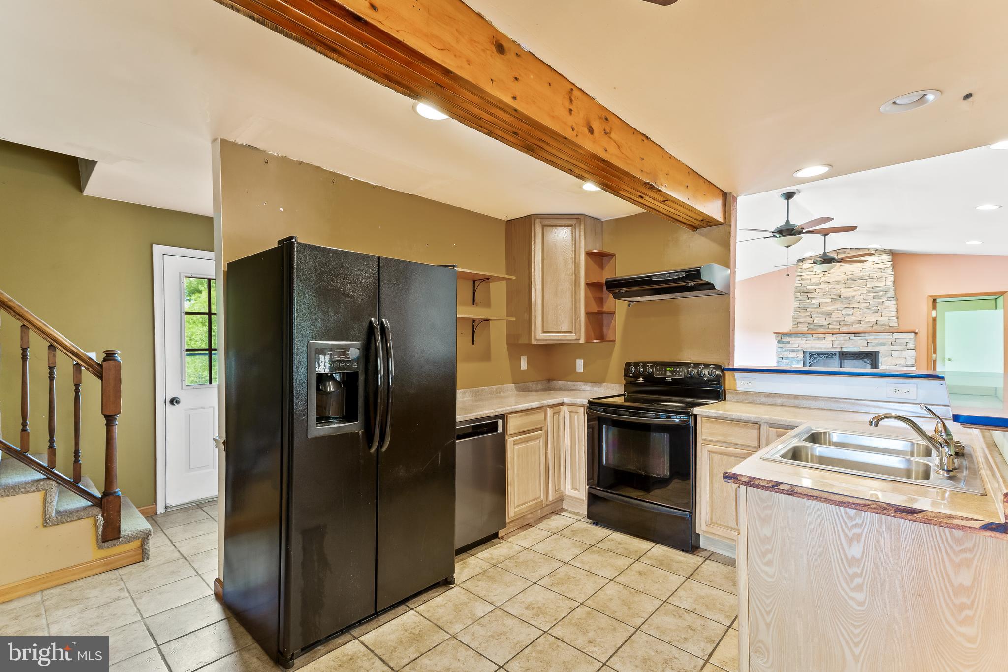 21532 West Liberty Road Parkton, MD 21120 - Photo 24 of 75 Large Eat-In Kitchen 2