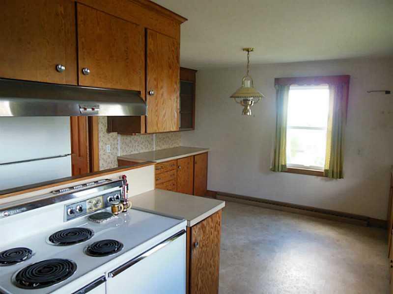 63 Metcalf Road Winthrop, ME 04364 - Photo 6 of 35 Kitchen.