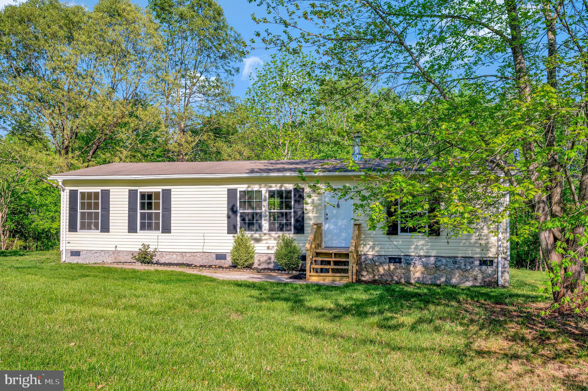 118 Days Bridge Road Mineral, VA 23117 - Photo 7 of 44