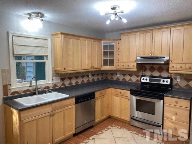 715 Benchmark Drive Raleigh, NC 27615 - Photo 3 of 13 Gallery Image 3