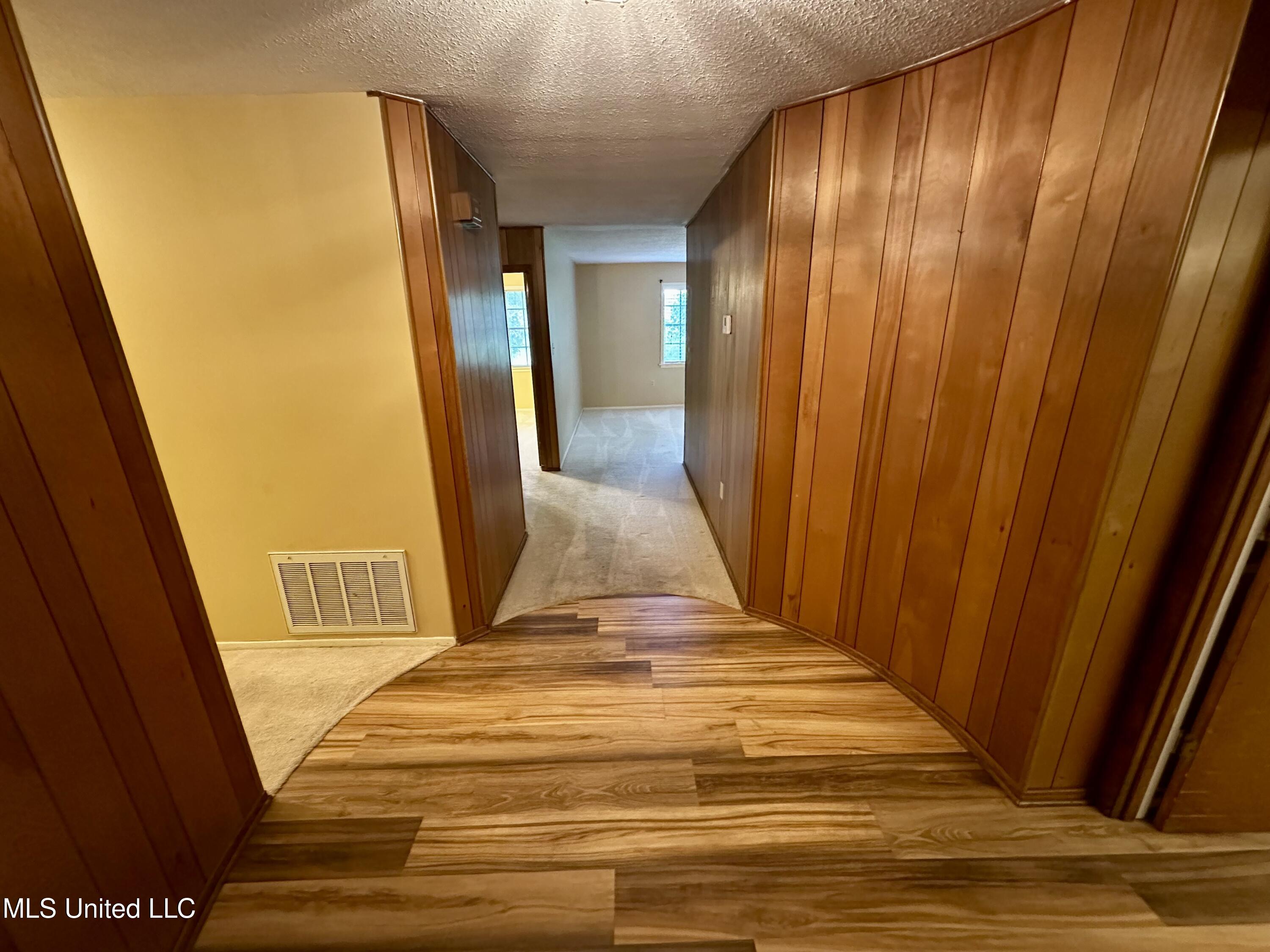 1301 Beverly Drive Clinton, MS 39056 - Photo 19 of 47 IMG_2557