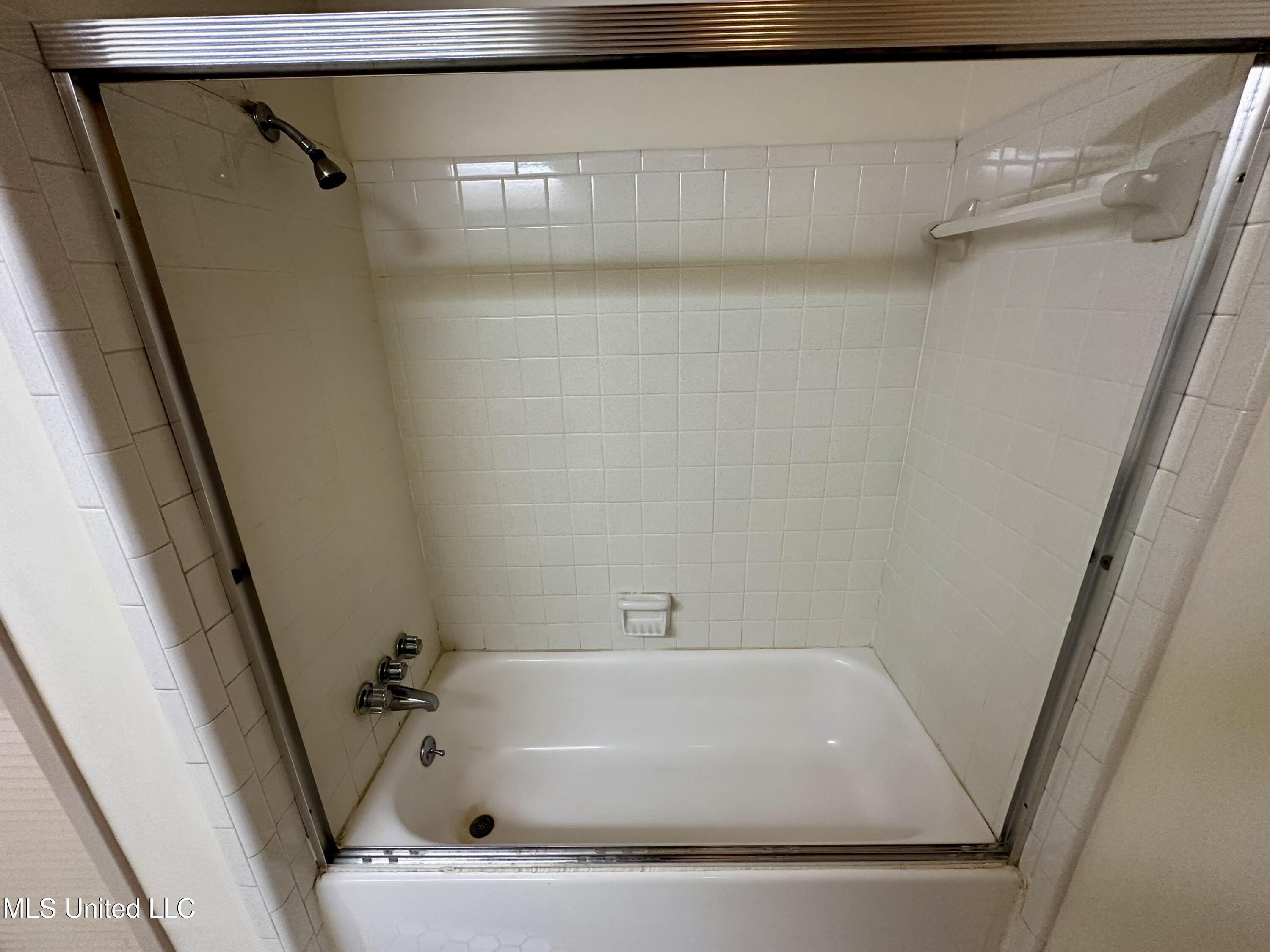 1301 Beverly Drive Clinton, MS 39056 - Photo 32 of 47 IMG_2571