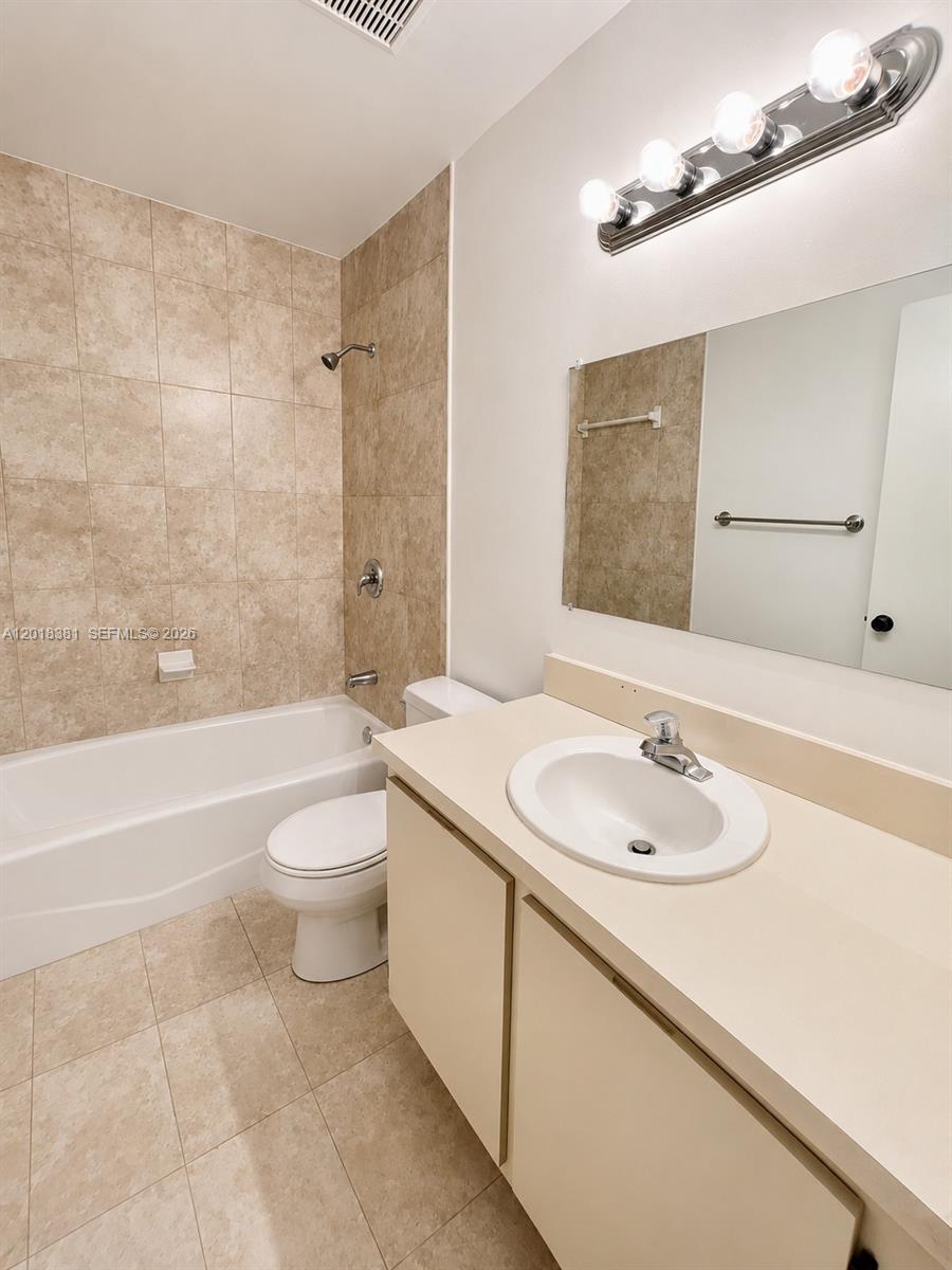 9123 Southwest 112th Court Miami, FL 33176 - Photo 39 of 67