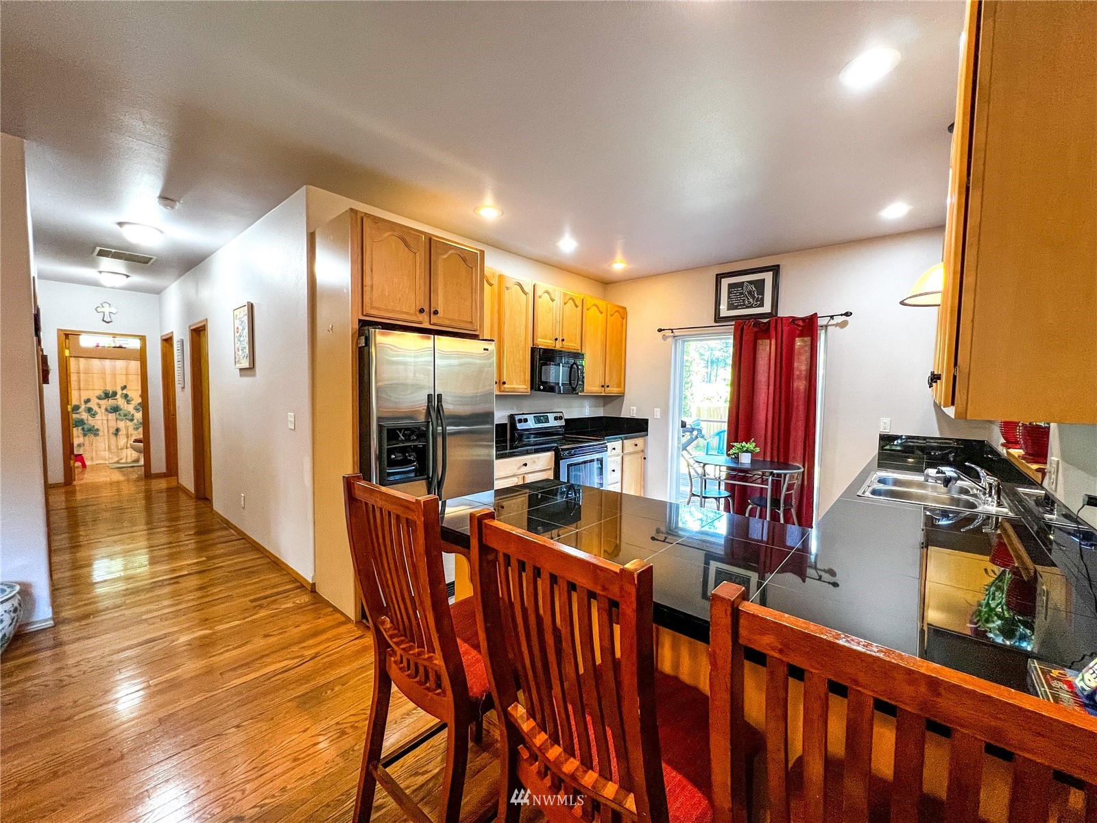 6256 Shamrock Road Maple Falls, WA 98266 - Photo 11 of 35 Gallery Image 11