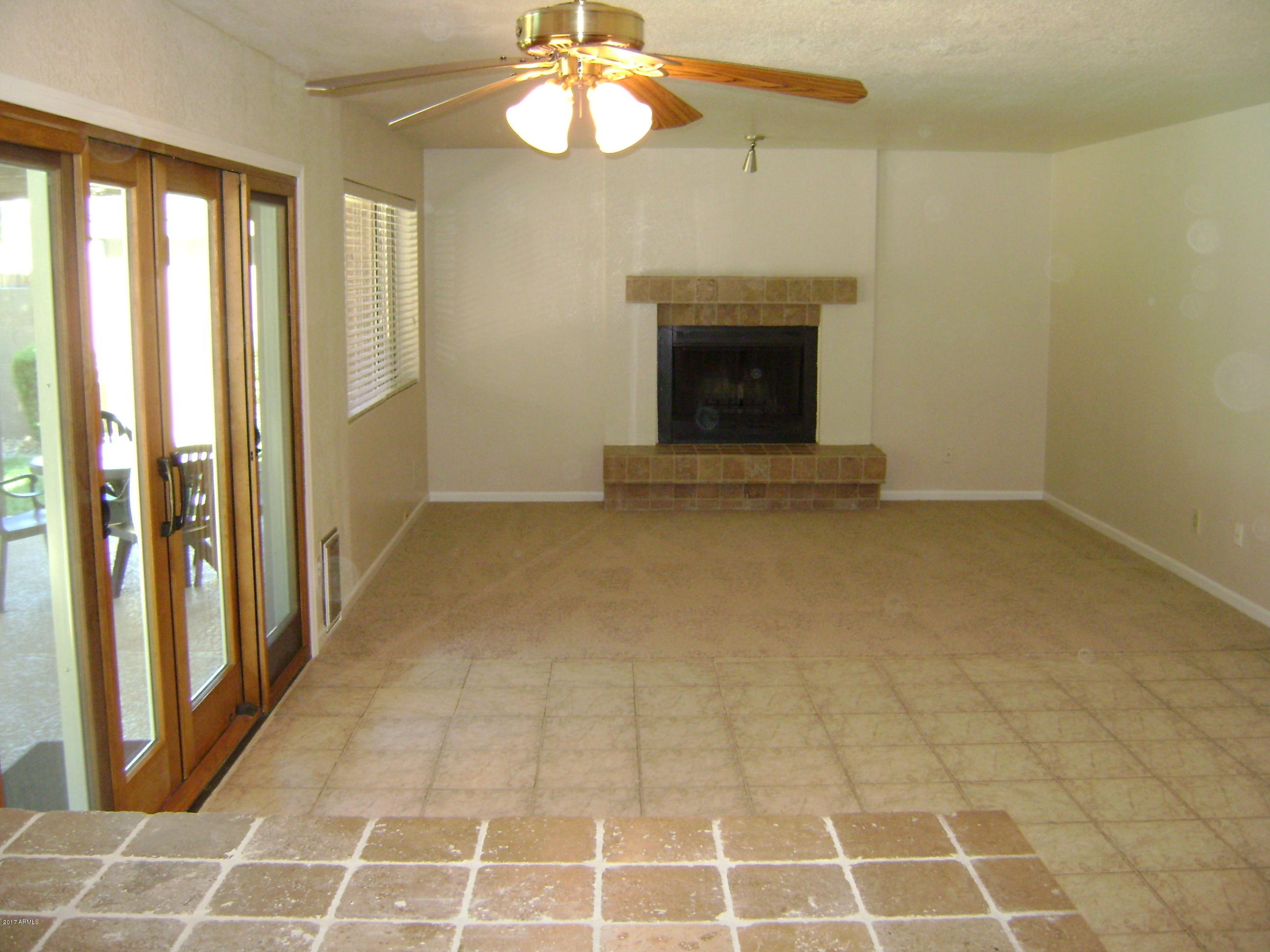 1707 East Redfield Road Tempe, AZ 85283 - Photo 16 of 19 Large Family Room