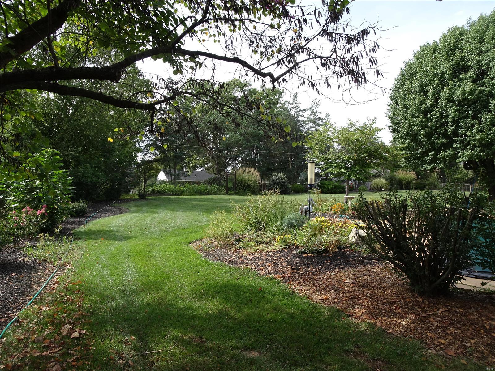 929 Claymark Drive St. Louis, MO 63131 - Photo 4 of 10