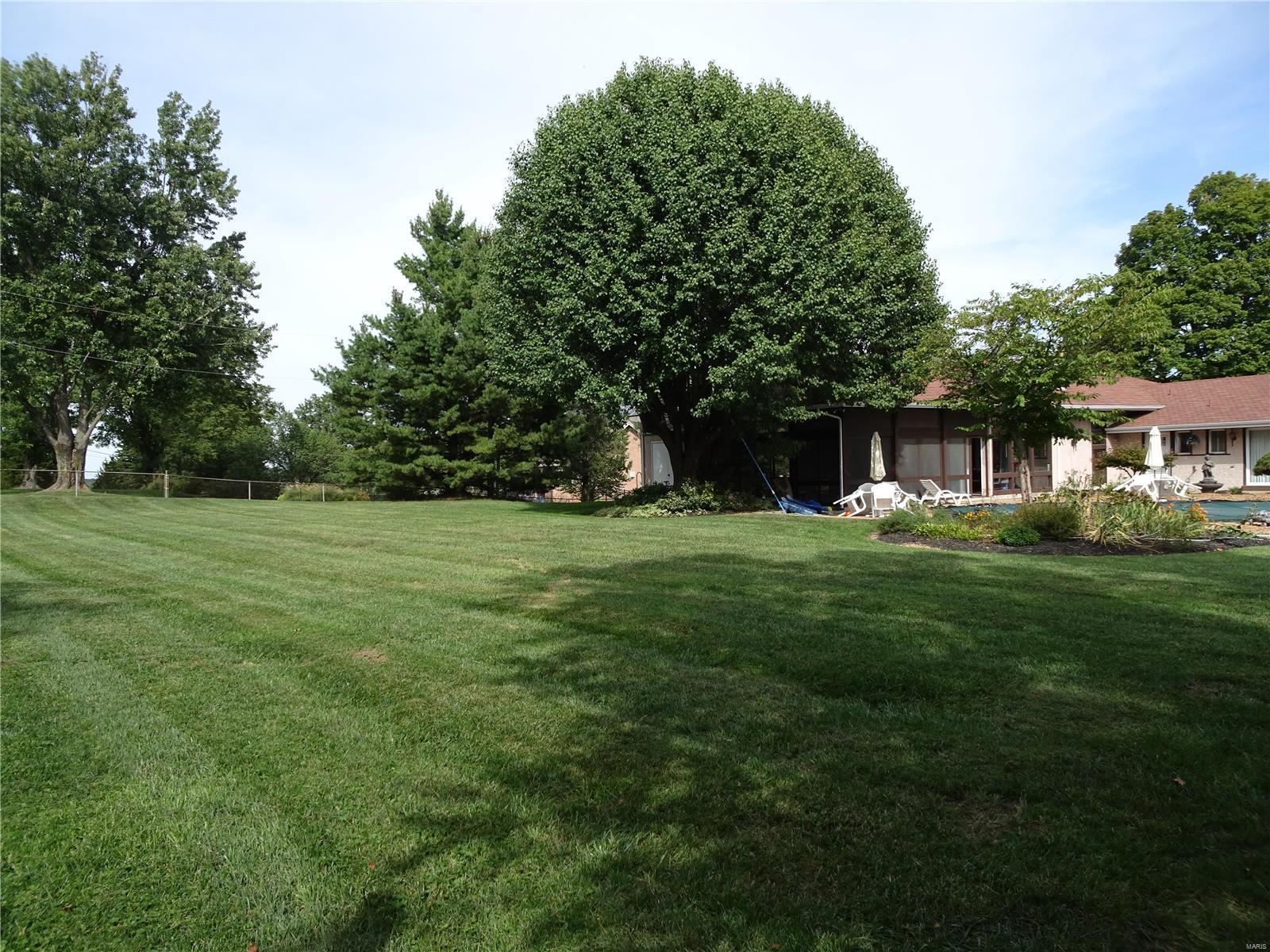 929 Claymark Drive St. Louis, MO 63131 - Photo 5 of 10