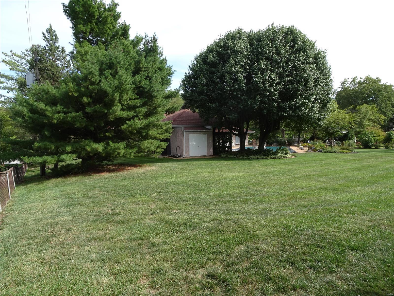 929 Claymark Drive St. Louis, MO 63131 - Photo 8 of 10