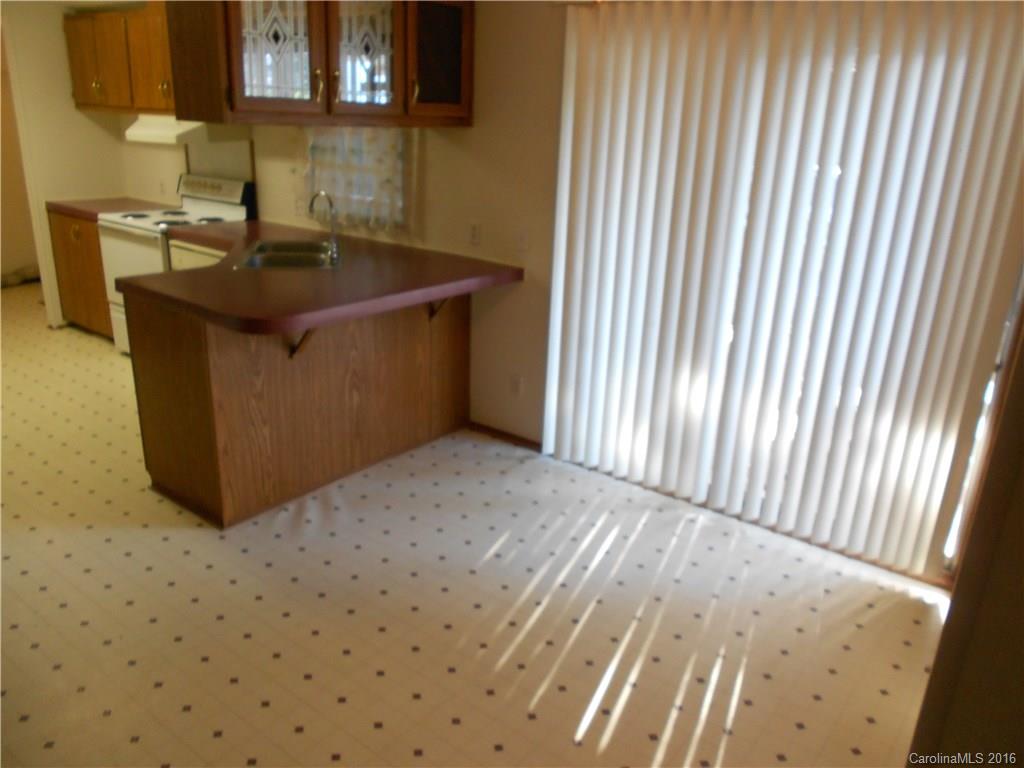 36048 Ellen Road New London, NC 28127 - Photo 6 of 15 Gallery Image 6