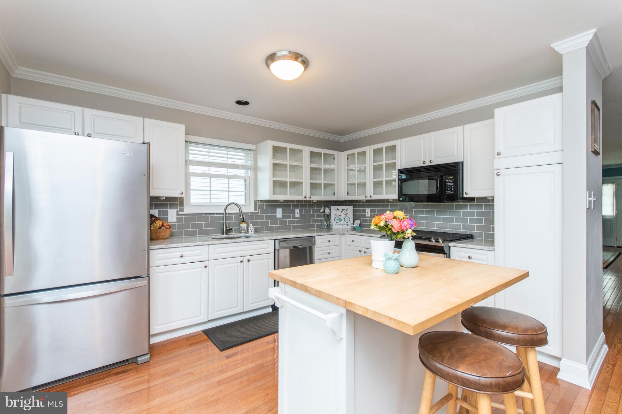 264 Ripka Street Philadelphia, PA 19127 - Photo 2 of 35