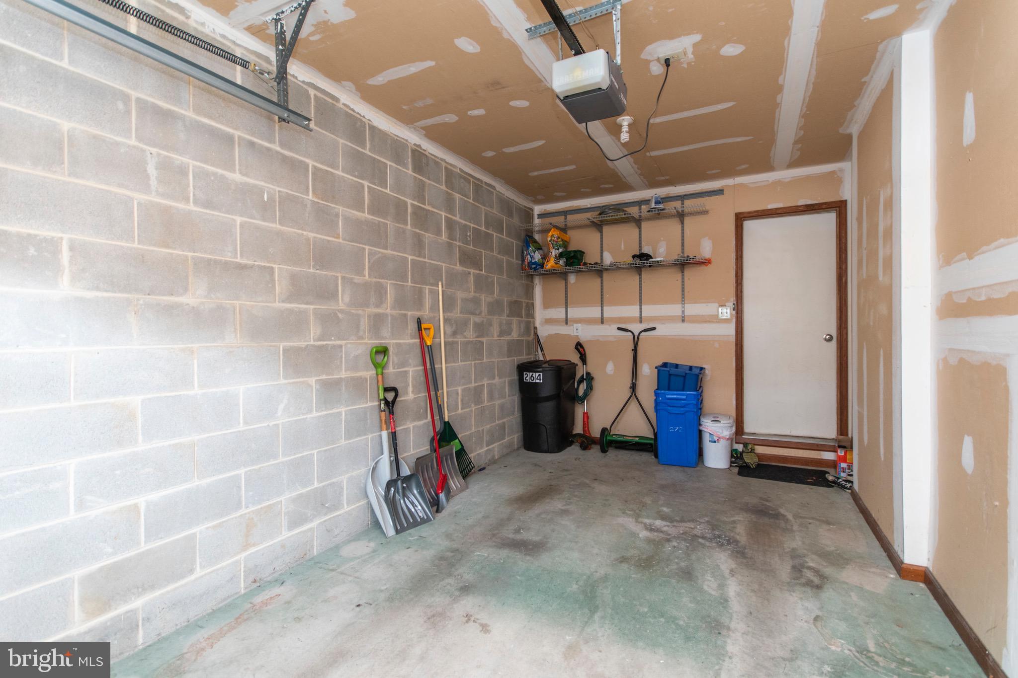 264 Ripka Street Philadelphia, PA 19127 - Photo 34 of 35 Garage