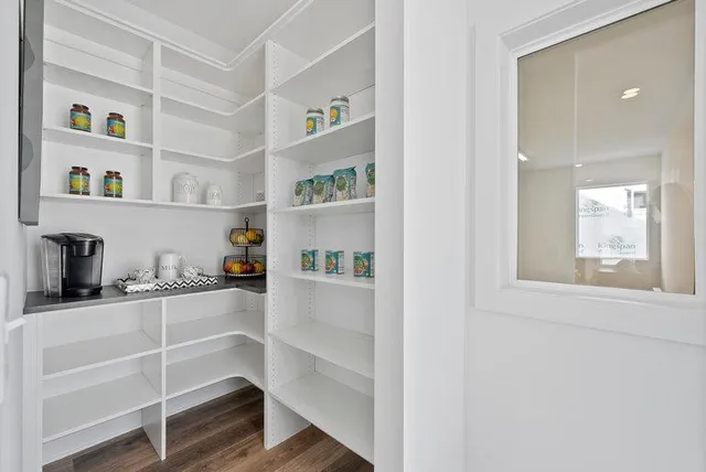 $878,000 | 5850 Freeland Bay North, Hugo, MN 55038