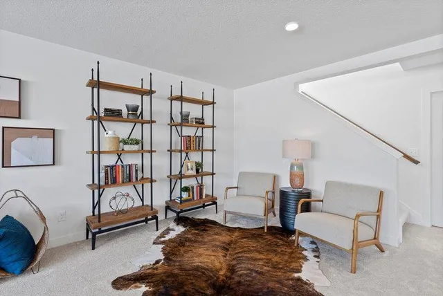 $878,000 | 5850 Freeland Bay North, Hugo, MN 55038