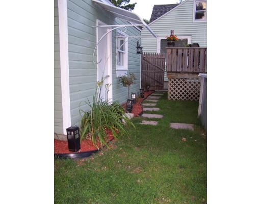 134 Winton Street Springfield, MA 01118 - Photo 10 of 12 a view of a back yard of the house