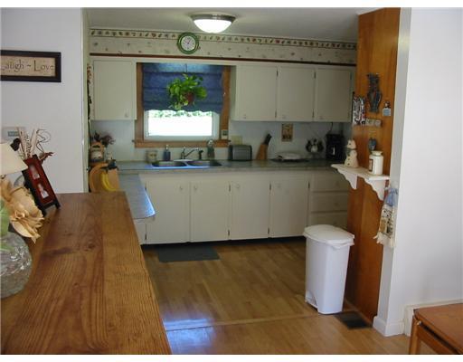 3 Fairview Avenue Gray, ME 04039 - Photo 2 of 21 Kitchen.