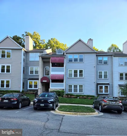 $1,900 | 3315 Sir Thomas Drive, Unit 4B33, Silver Spring, MD 20904