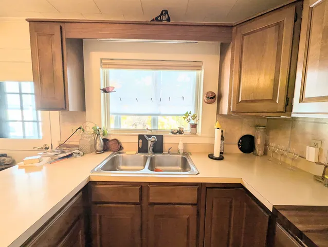 $1,250 | 1573 Highway 5, Barnet, VT 05821