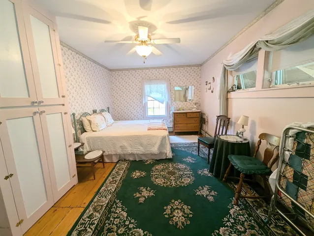 $1,250 | 1573 Highway 5, Barnet, VT 05821