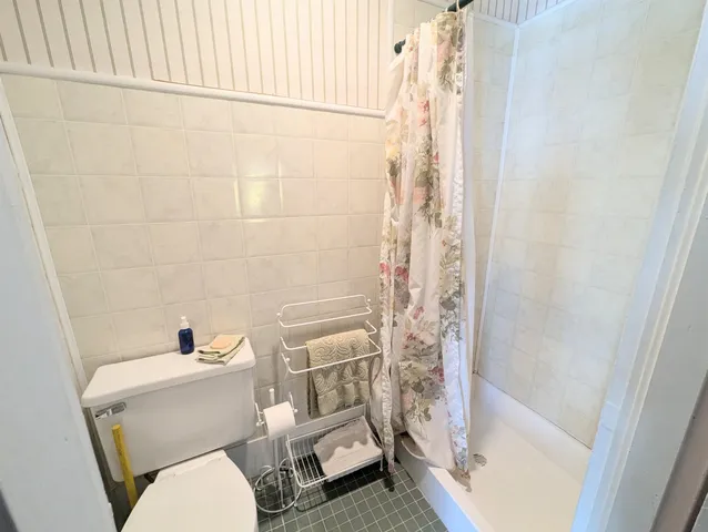 $1,250 | 1573 Highway 5, Barnet, VT 05821