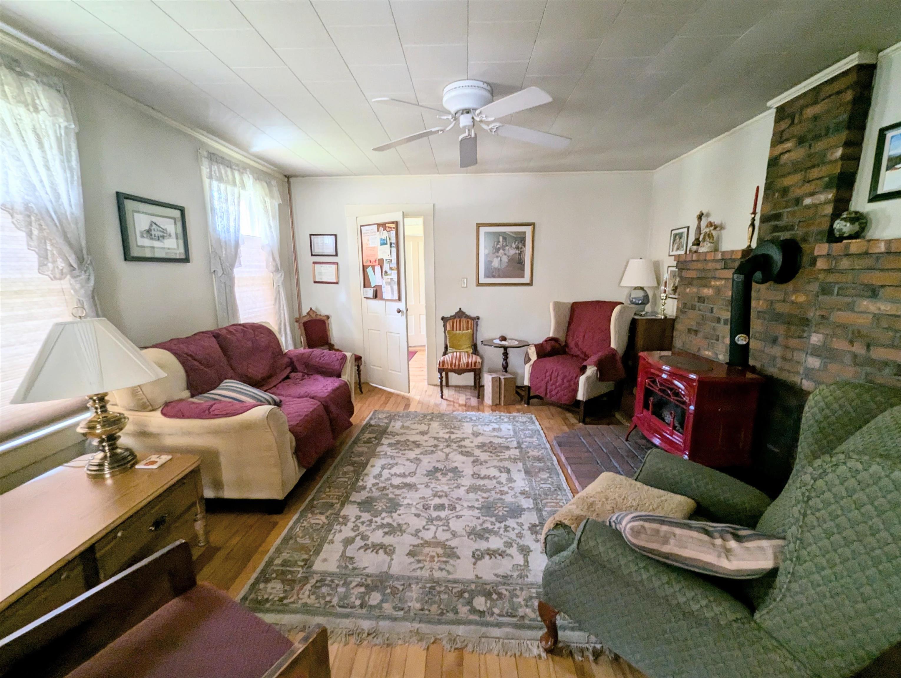 1573 Highway 5 Barnet, VT 05821 - Photo 5 of 33