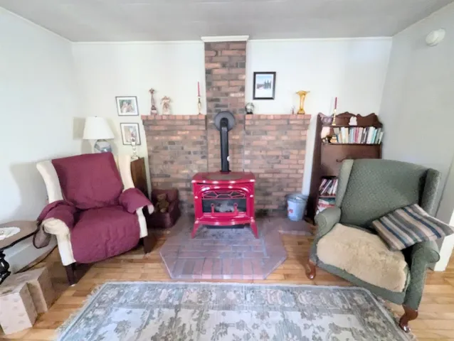 $1,250 | 1573 Highway 5, Barnet, VT 05821