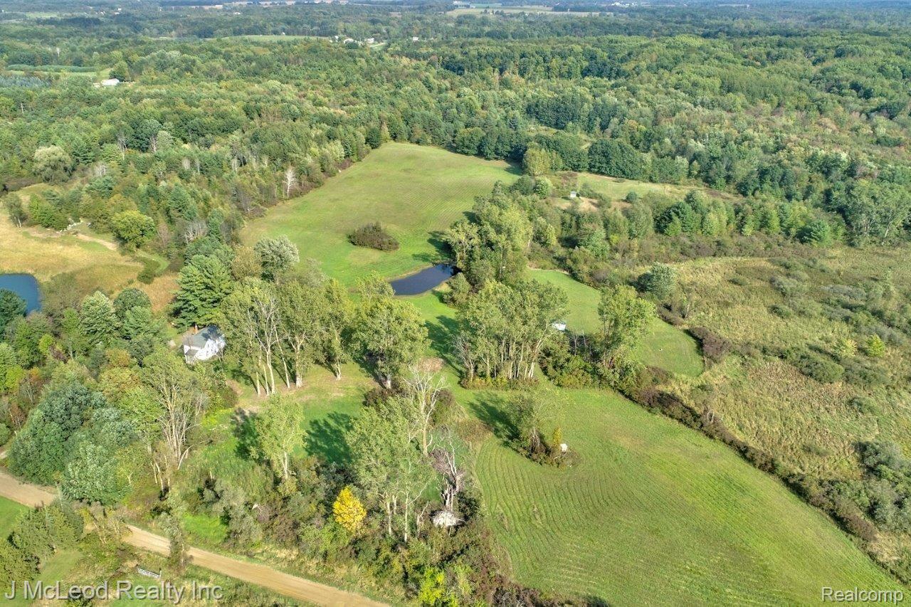 9281 Lane Road Millington, MI 48746 - Photo 55 of 55 9281 Lane Rd Millington-56.jpg
