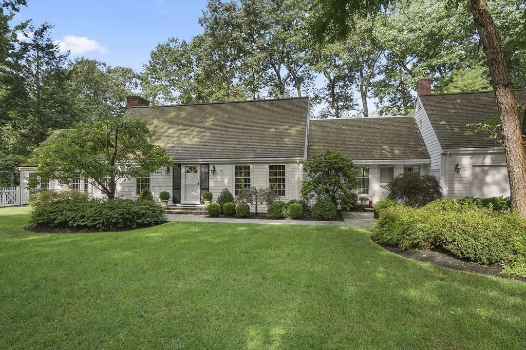 front view of house with a yard