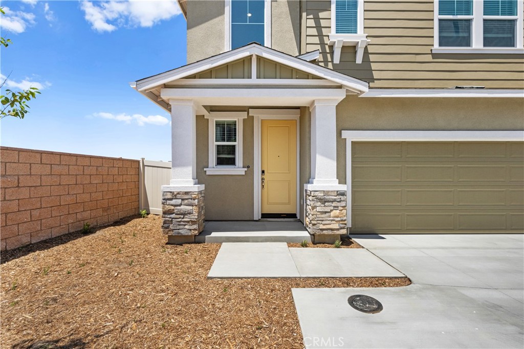 28577 Via Roble Temecula, CA 92591 - Photo 4 of 54
