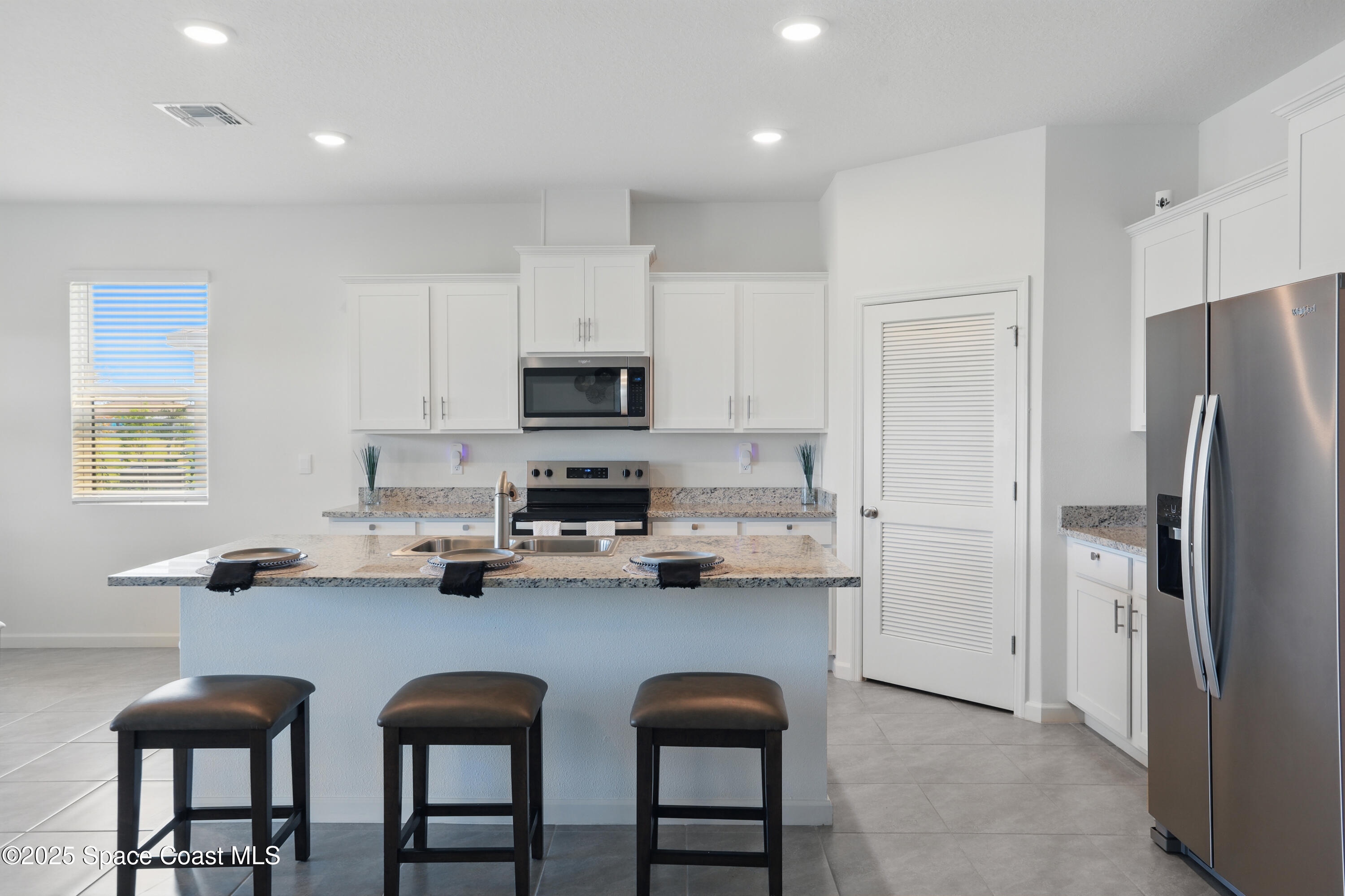 5358 Waterfall Place Grant, FL 32949 - Photo 14 of 63 Kitchen