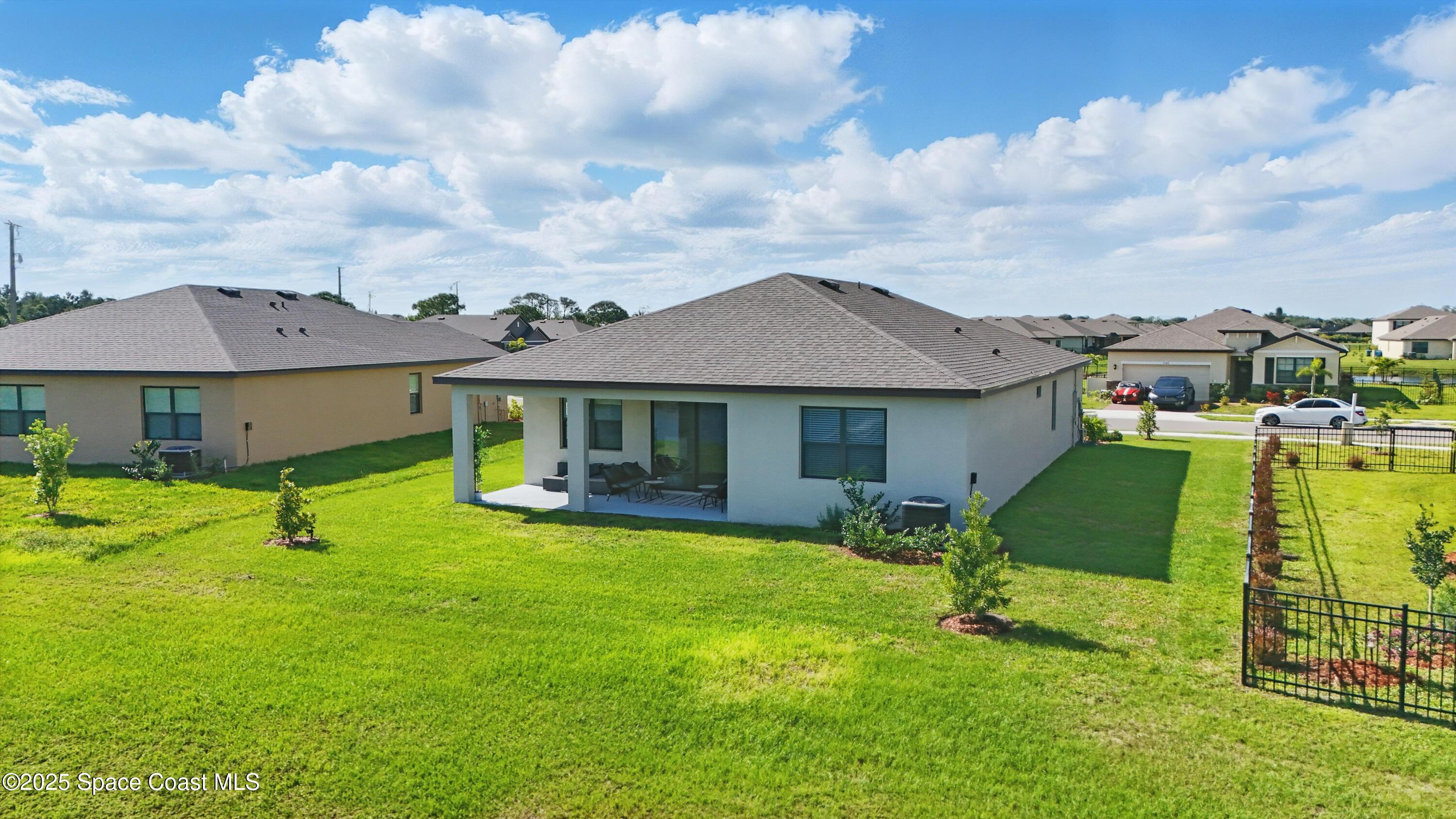 5358 Waterfall Place Grant, FL 32949 - Photo 37 of 63 Back of House