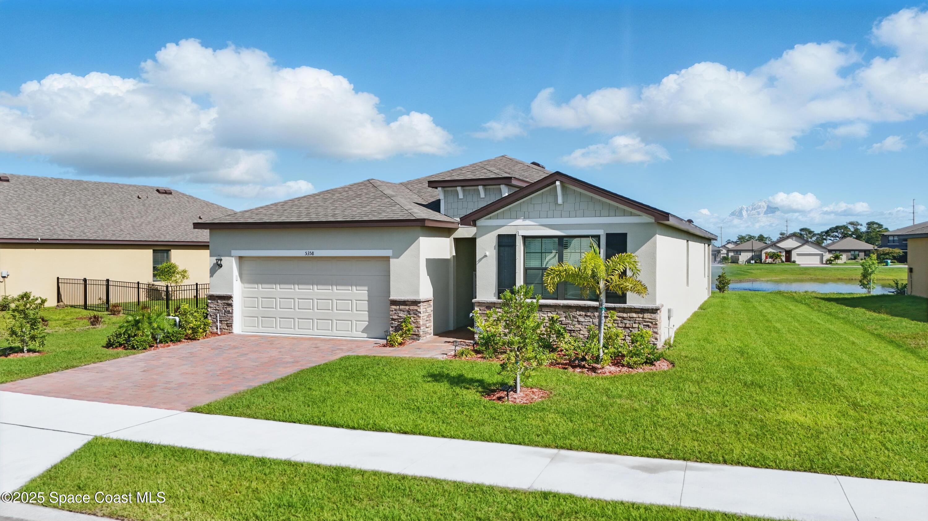 5358 Waterfall Place Grant, FL 32949 - Photo 59 of 63 Front Right