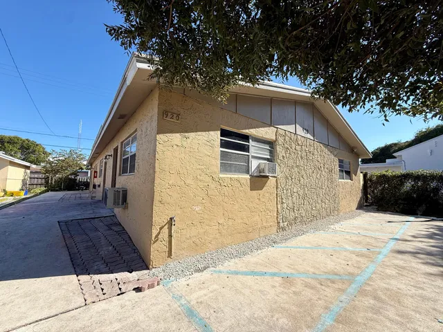 $1,550 | 920 South K Street, Unit 25, Lake Worth Beach, FL 33460