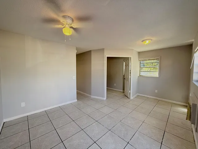 $1,550 | 920 South K Street, Unit 25, Lake Worth Beach, FL 33460
