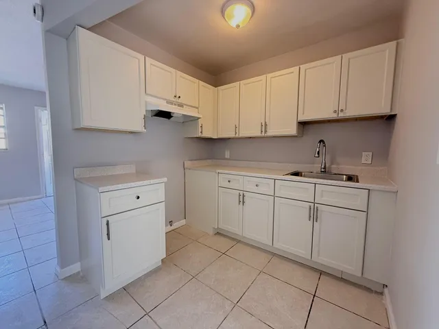 $1,550 | 920 South K Street, Unit 25, Lake Worth Beach, FL 33460