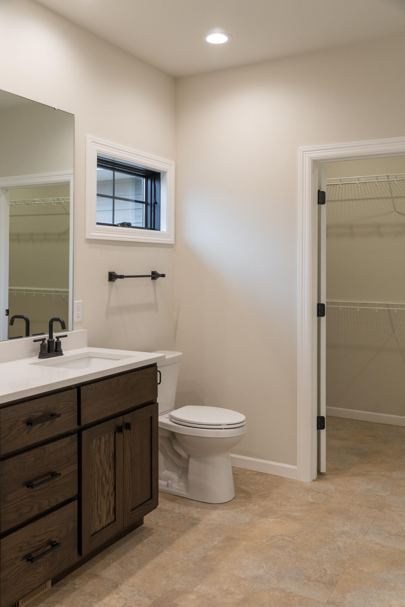 619 Johnson Street Onalaska, WI 54650 - Photo 16 of 29 Master Bath