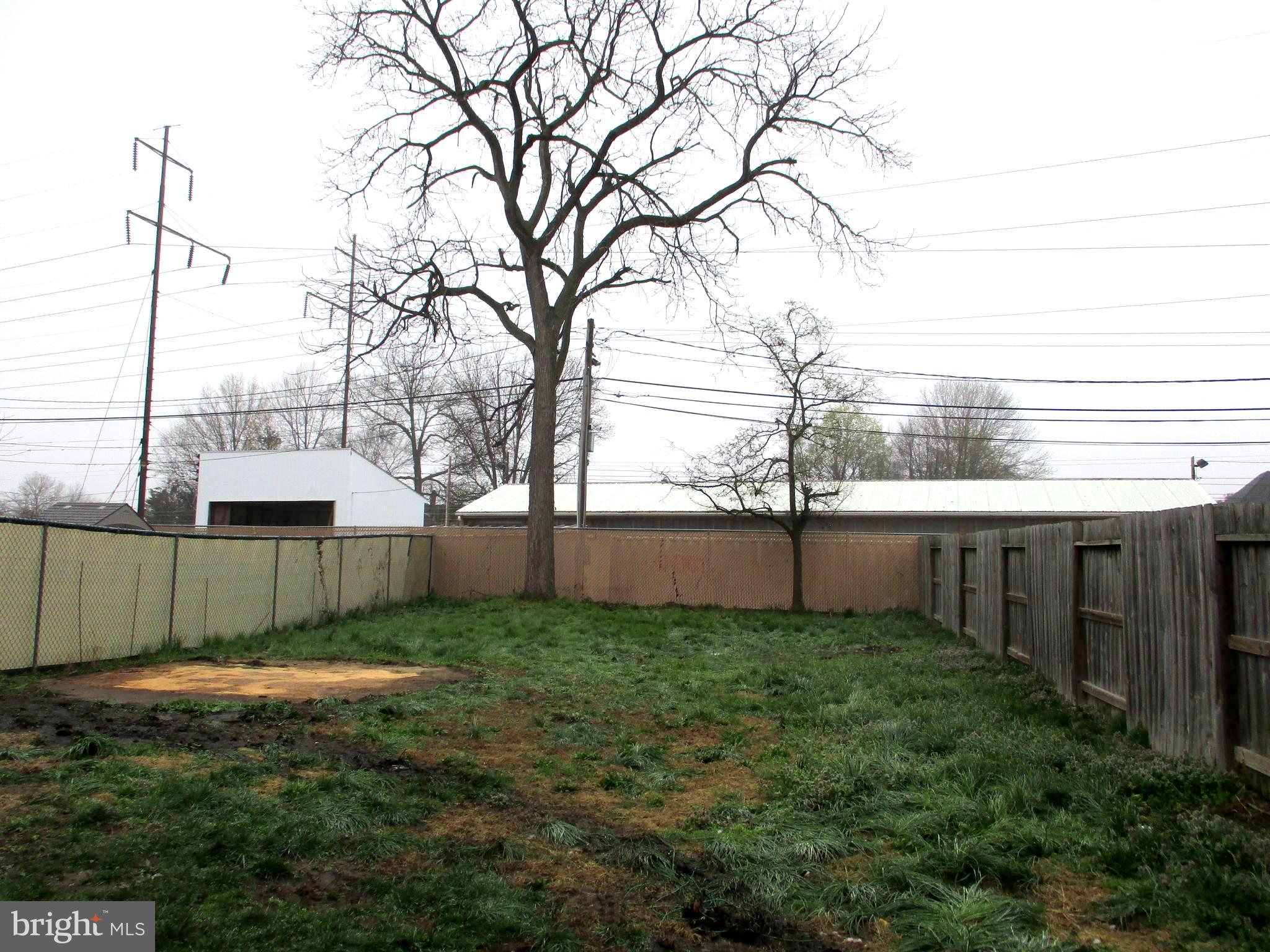 30 North Ridgeway Avenue Glenolden, PA 19036 - Photo 19 of 20 a view of a backyard