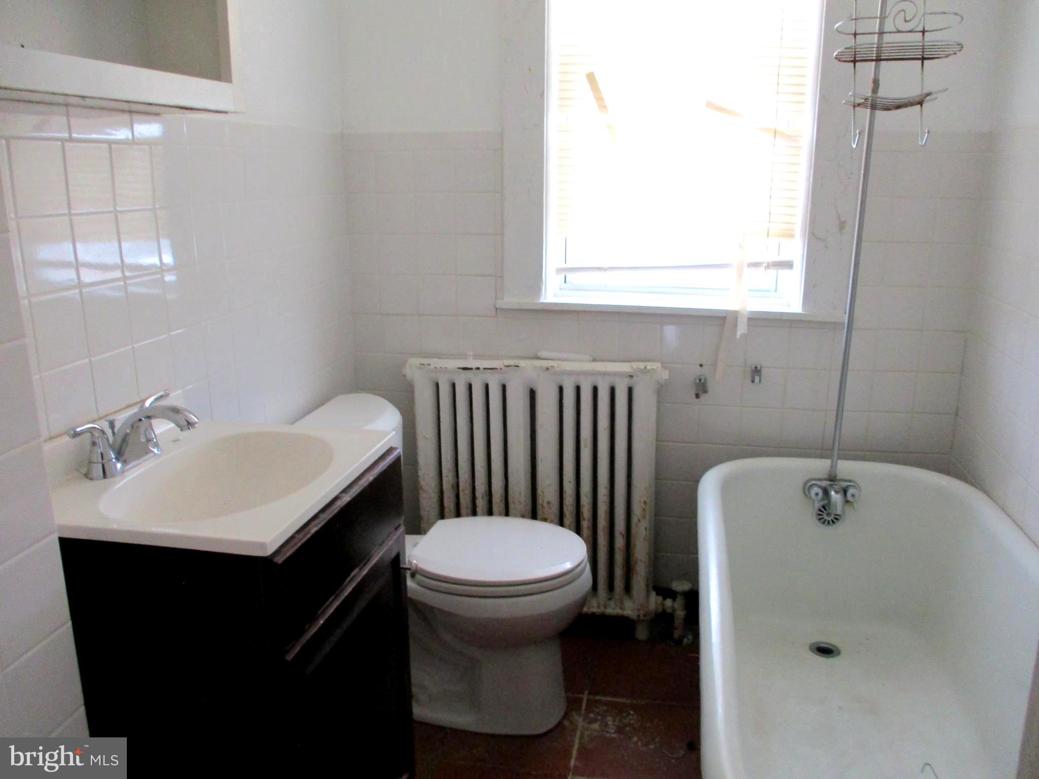 30 North Ridgeway Avenue Glenolden, PA 19036 - Photo 8 of 20 a bathroom with a sink and a toilet