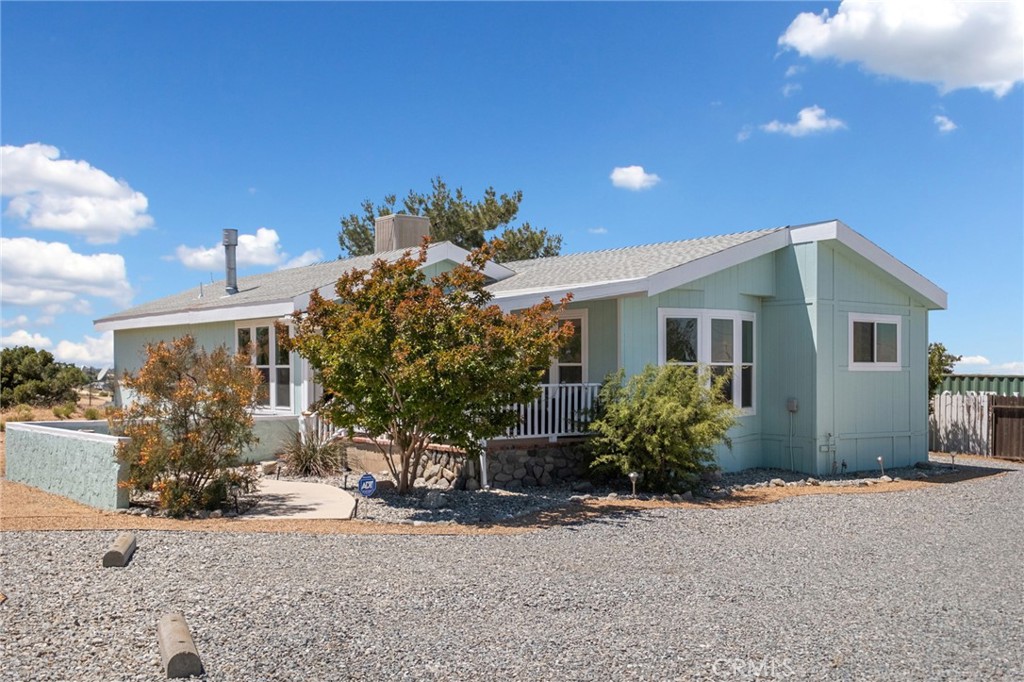 8837 Malpaso Road Phelan, CA 92371 - Photo 2 of 72