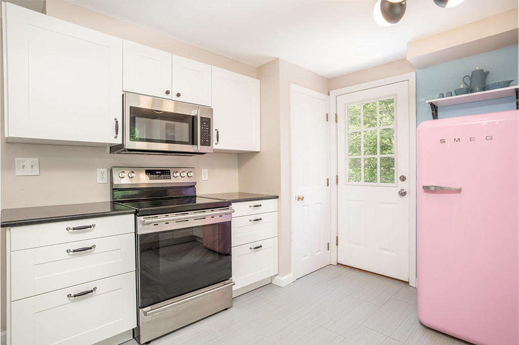 698 Townhouse Road East Waterboro, ME 04030 - Photo 8 of 26 DSC06096
