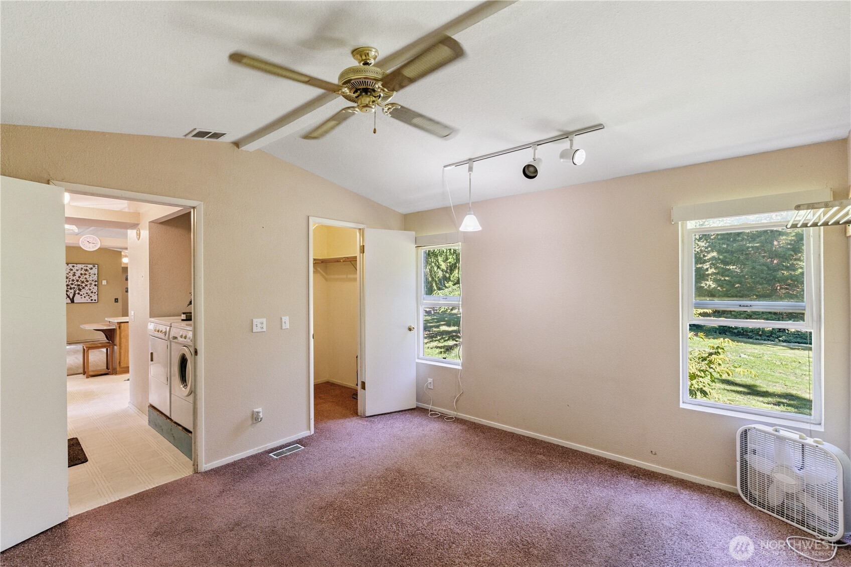 271 Cub Road Port Townsend, WA 98368 - Photo 15 of 31 Gallery Image 15