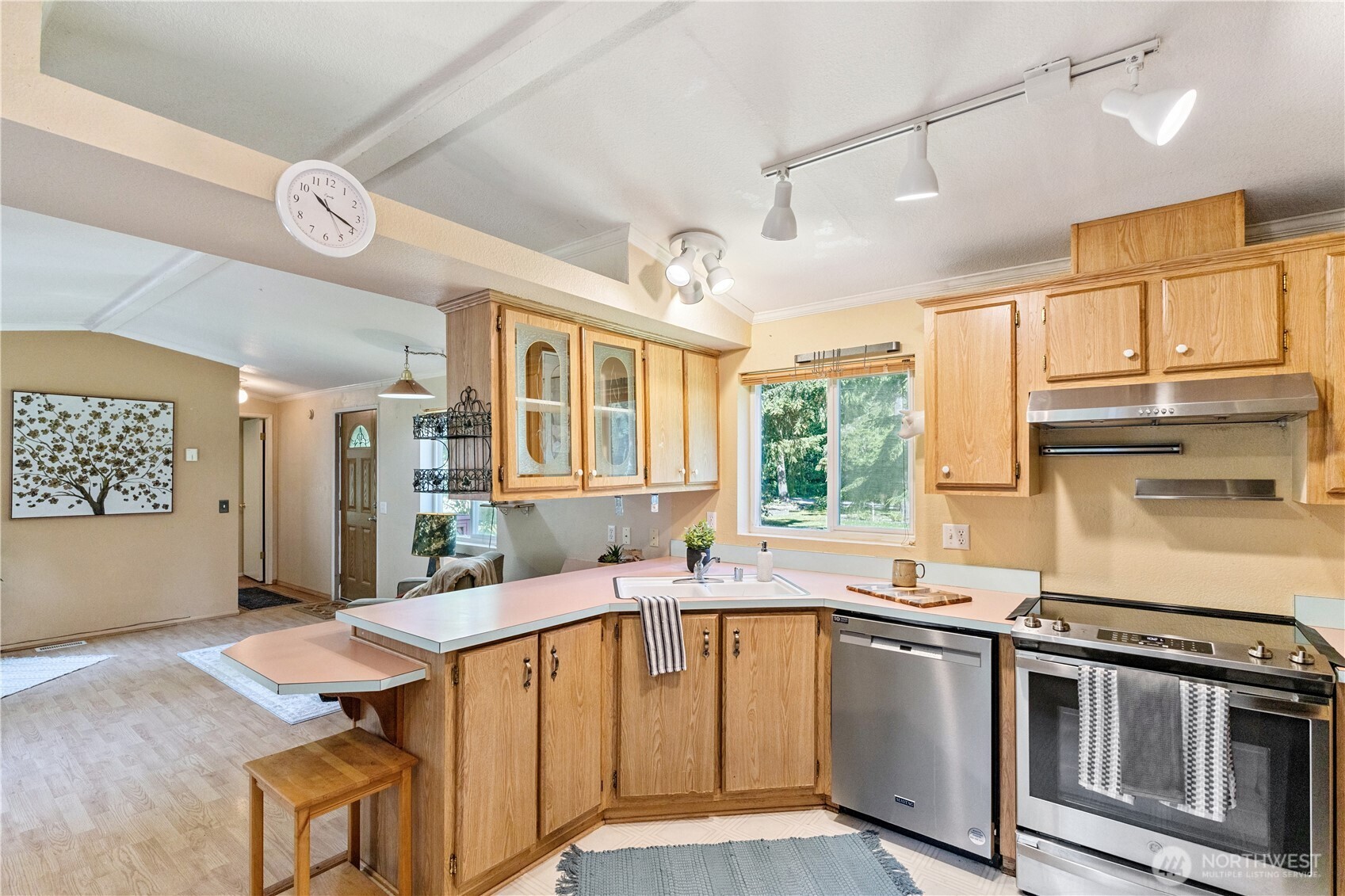271 Cub Road Port Townsend, WA 98368 - Photo 9 of 31 Gallery Image 9