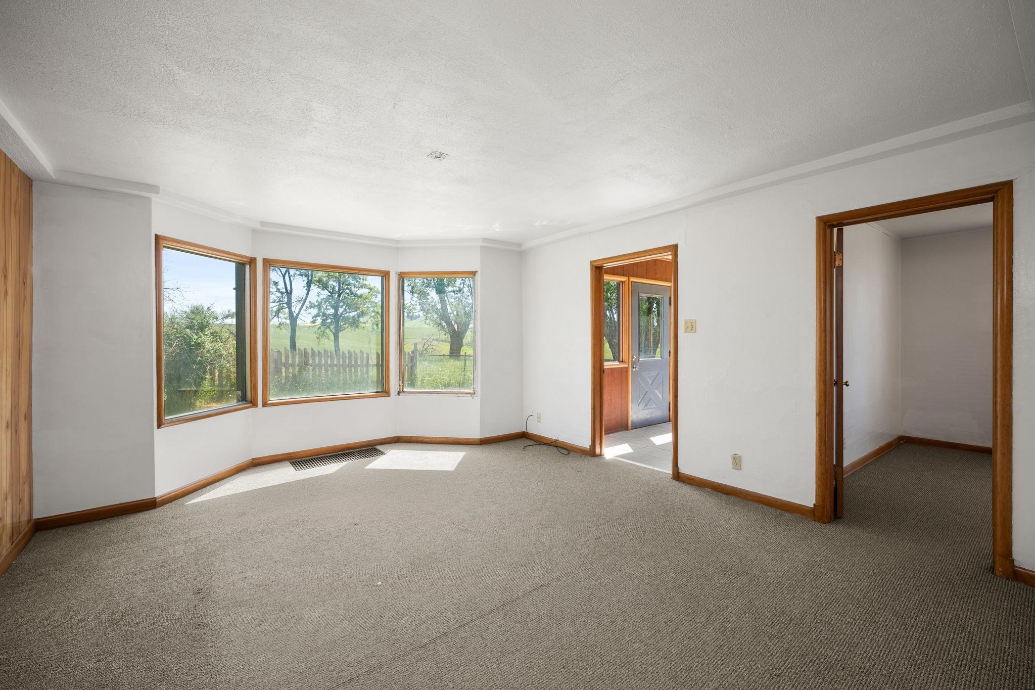 33599 Oehlschlaeger Road Reardan, WA 99029 - Photo 3 of 42 Gallery Image 3