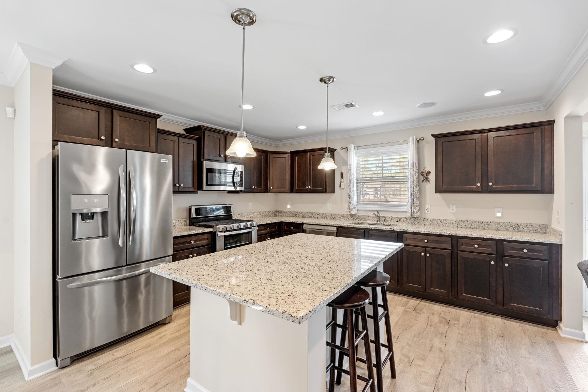 136 Frost Flower Way Fountain Inn, SC 29644 - Photo 7 of 34