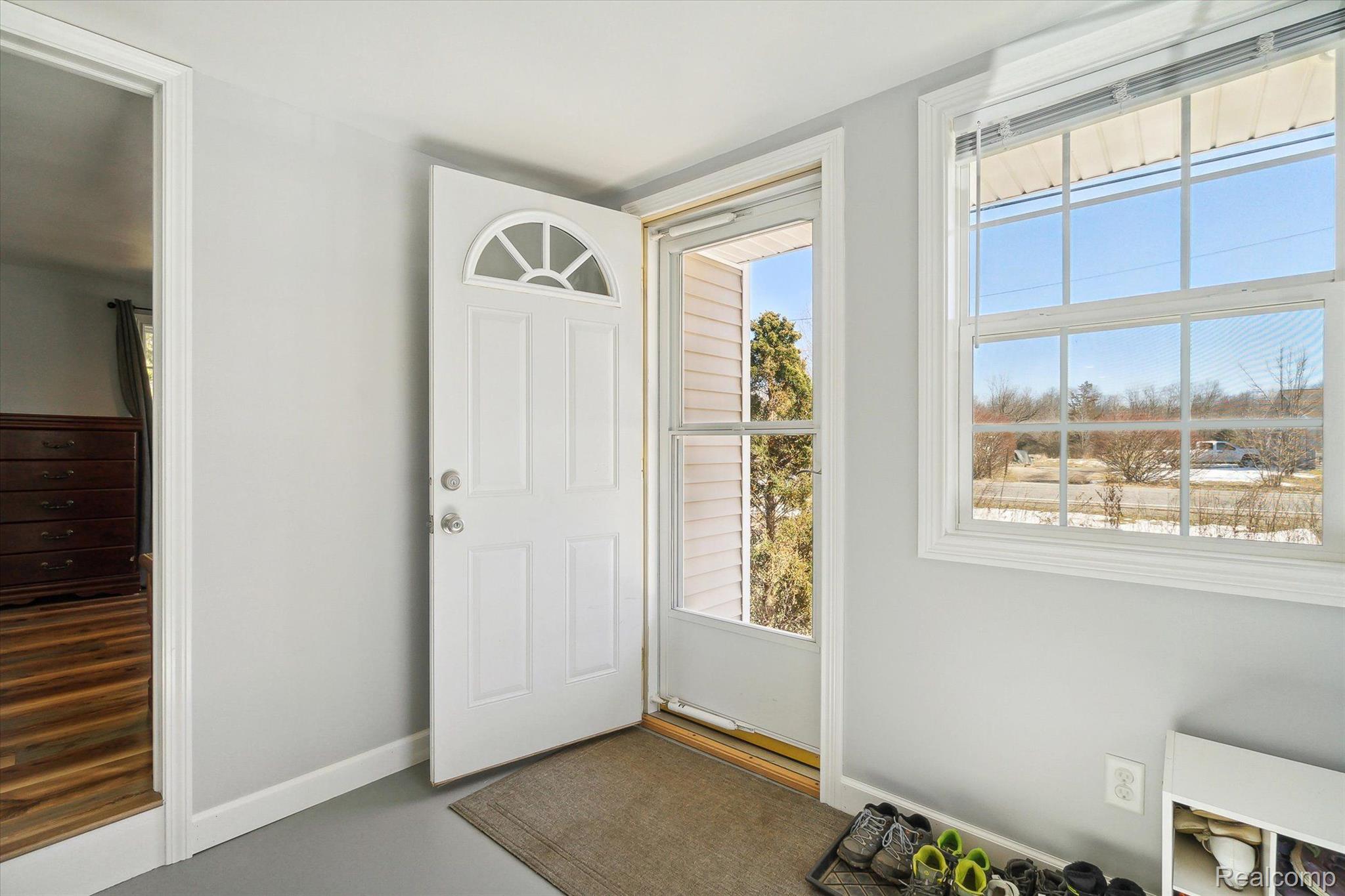 607 North Eifert Road Mason, MI 48854 - Photo 3 of 25 Gallery Image 3