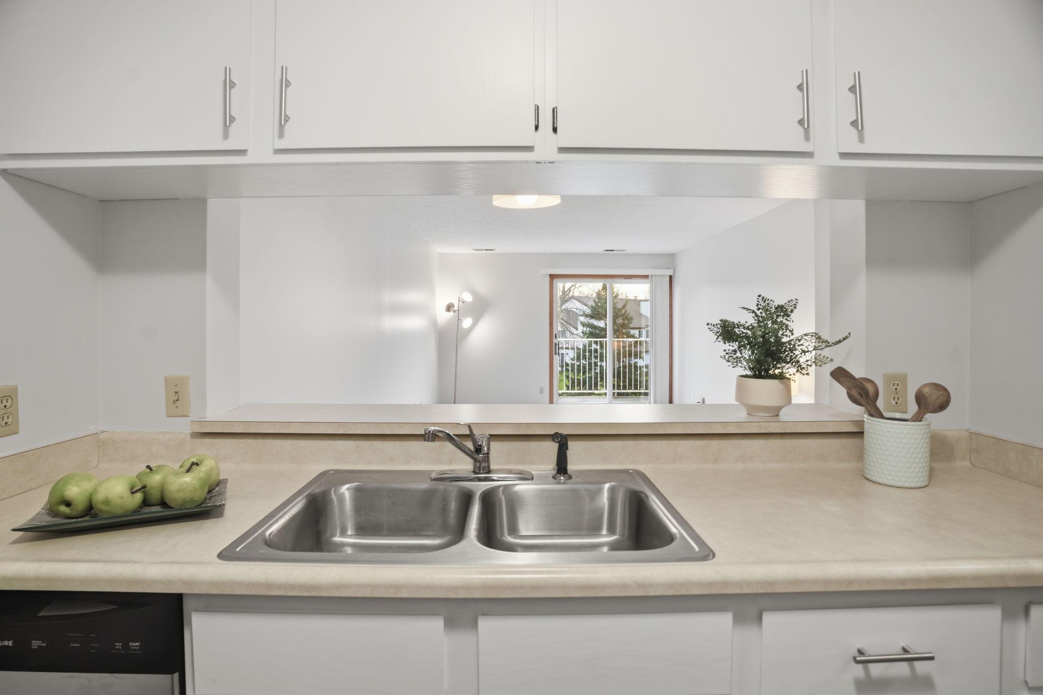 766 County Rd F West, Unit I Shoreview, MN 55126 - Photo 8 of 15