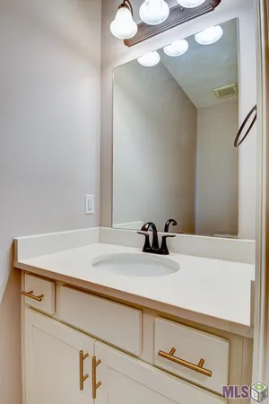 $339,000 | 1038 Creek Breeze Avenue, Baton Rouge, LA 70820