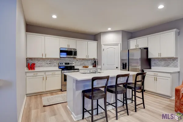 $339,000 | 1038 Creek Breeze Avenue, Baton Rouge, LA 70820